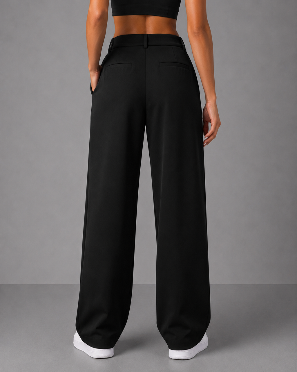 CLASSIC PLEATED PANTS