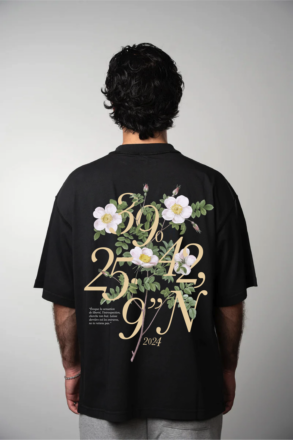 T-SHIRT UNISEXE OVERSIZED BOUQUET COLLECTION