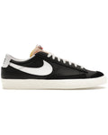 Nike Blazer Low 77 Black White - visuel officiel StockX
