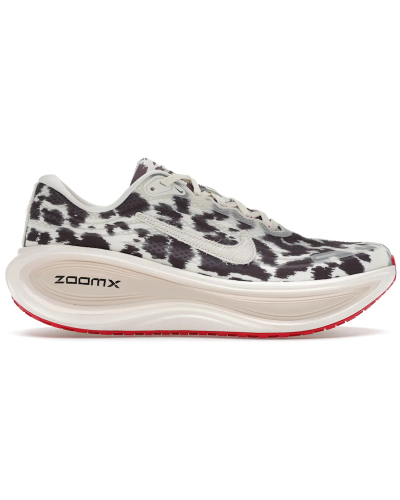 Nike Vomero Plus Cow Print - visuel officiel StockX