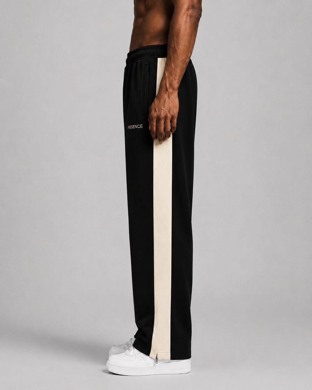 TRACK PANTS - BLACK
